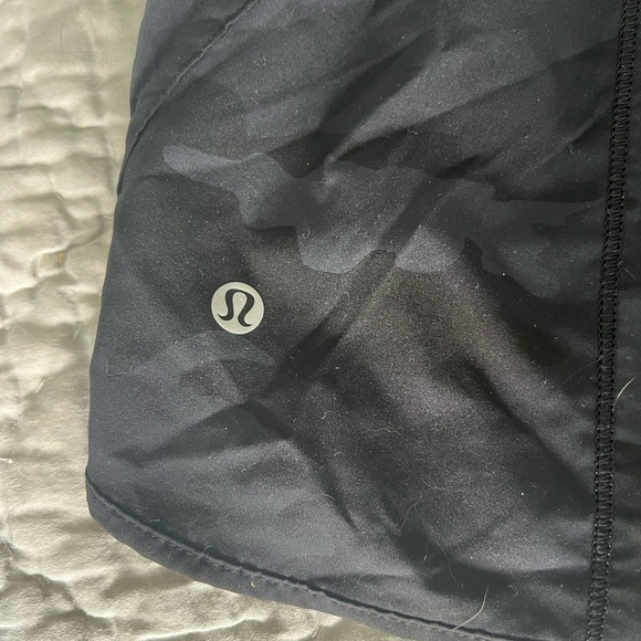 Track That Lululemon 5” Short - Picture 4 of 4